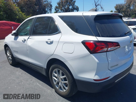 2022 Chevrolet Equinox LT with VIN 3GNAXKEV8NL106777, listed as a IAAI auction lot 42013199 with 52,863 mi miles. Bid and sale history available at carsss.com. Image 3.