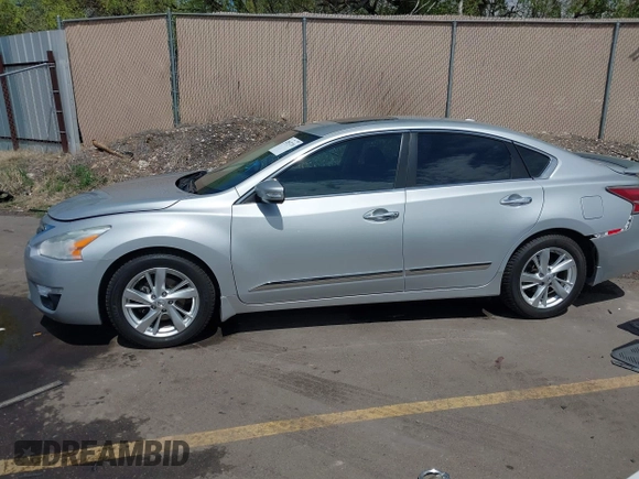 2015 Nissan Altima S with VIN 1N4AL3AP6FN862780, listed as a IAAI auction lot 42057210 with 92,126 mi miles and . Bid and sale history available at DreamBid. Image 14.