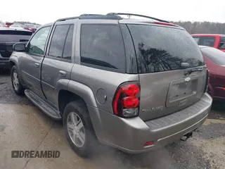2006 Chevrolet TrailBlazer LS with VIN 1GNDS13S562239191, listed as a IAAI auction lot 41723168 with 154,210 mi miles and . Bid and sale history available at DreamBid. Image 3.
