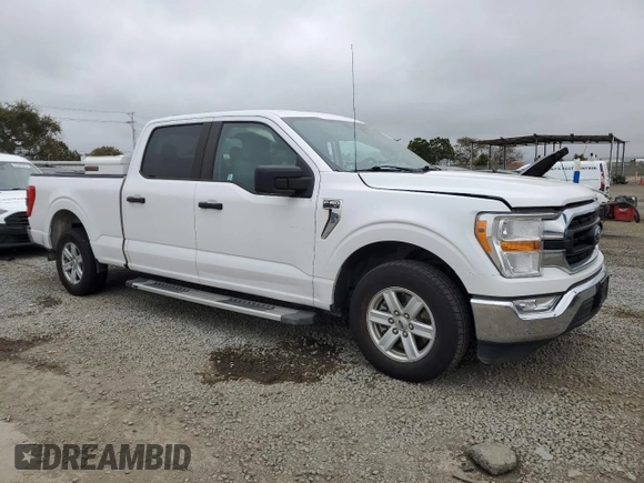 2021 Ford F-150 XL z VIN 1FTEW1CP5MKD10061, wystawiony jako Copart lot #50598155 z przebiegiem 70 055 mil mil oraz Szkoda całkowita • Salvage title. Historia ofert i sprzedaży dostępna na DreamBid. Obrazek 4.