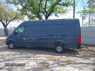 2019 Mercedes-Benz Sprinter Cargo z VIN WD4PF1CD6KP128194, wystawiony jako IAAI lot #41799320 z przebiegiem 111 189 mil mil oraz . Historia ofert i sprzedaży dostępna na DreamBid. Obrazek 14.