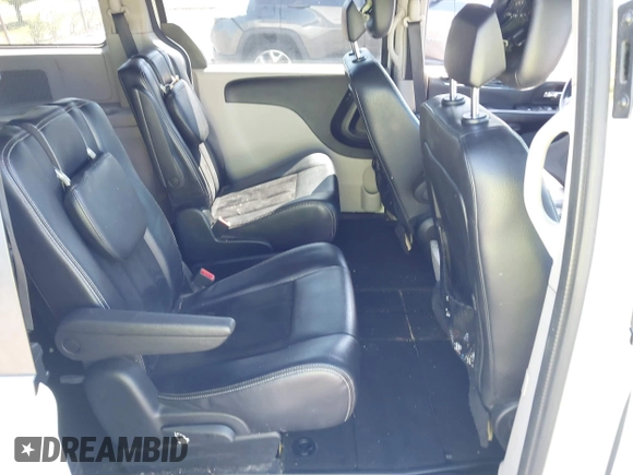 2018 Dodge Grand Caravan SXT with VIN 2C4RDGCG1JR326457, listed as a IAAI auction lot 42047301 with 84,518 mi miles and . Bid and sale history available at DreamBid. Image 8.