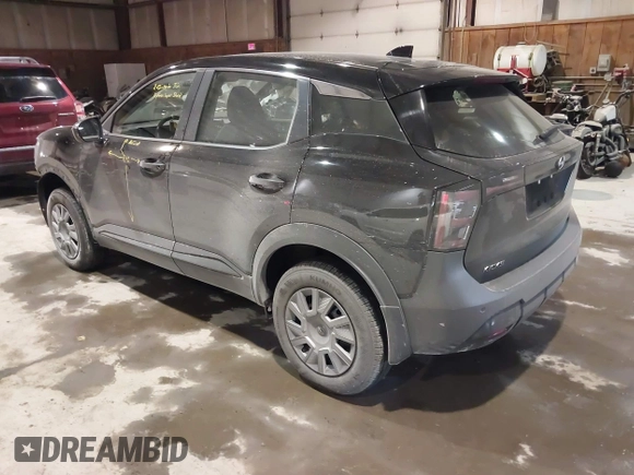 2025 Nissan Kicks S with VIN 3N8AP6BB3SL325334, listed as a IAAI auction lot 41417023 with 2,736 mi miles. Bid and sale history available at carsss.com. Image 3.