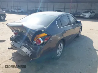 2008 Nissan Altima 2.5 with VIN 1N4AL21E78C114496, listed as a IAAI auction lot 41579057 with 375,219 mi miles. Bid and sale history available at carsss.com. Image 4.