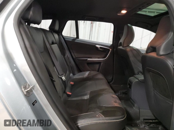 2015 Volvo V60 with VIN YV1902SG5F1210166, listed as a Copart auction lot 52084915 with 106,808 mi miles and Clean title. Bid and sale history available at DreamBid. Image 11.