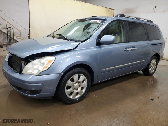 2008 Hyundai Entourage GLS with VIN KNDMC233086054448, listed as a Copart auction lot 81988274 with 197,103 mi miles and Clean Title. Bid and sale history available at carsss.com. Image 1.