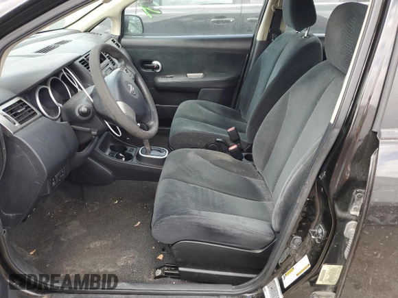 2011 Nissan Versa S z VIN 3N1BC1CP5BL380167, wystawiony jako Copart lot #45352784 z przebiegiem 149 376 mil mil oraz Szkoda całkowita • Salvage title. Historia ofert i sprzedaży dostępna na DreamBid. Obrazek 7.