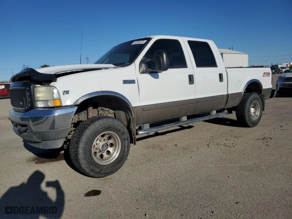 2003 Ford Super Duty F-250 XL with VIN 1FTNW21S43EA91023, listed as a Copart auction lot 45755225 with 247,284 mi miles and Salvage Title. Bid and sale history available at carsss.com. Image 1.