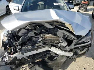 2017 Genesis G80 3.8L with VIN KMHGN4JE4HU203975, listed as a Copart auction lot 76010134 with 138,610 mi miles and Non Repairable. Bid and sale history available at DreamBid. Image 11.