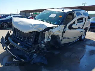 2013 GMC Yukon Denali with VIN 1GKS1EEF3DR357632, listed as a IAAI auction lot 41488295 with 187,635 mi miles. Bid and sale history available at carsss.com. Image 2.