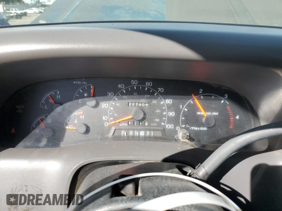 2000 Ford F-350 XL with VIN 1FTSW31FXYEB40549, listed as a Copart auction lot 46913195 with 227,408 mi miles and Salvage Title. Bid and sale history available at DreamBid. Image 8.