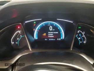 2017 Honda Civic EX z VIN 19XFC2F7XHE003170, wystawiony jako Copart lot #57620105 z przebiegiem 231 942 mil mil oraz Szkoda całkowita • Salvage title. Historia ofert i sprzedaży dostępna na DreamBid. Obrazek 9.
