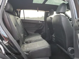2022 Volkswagen Tiguan SE R-Line Black z VIN 3VV8B7AX9NM088599, wystawiony jako Copart lot #52118695 z przebiegiem 27 836 mil mil oraz Szkody całkowita. Historia ofert i sprzedaży dostępna na DreamBid. Obrazek 11.