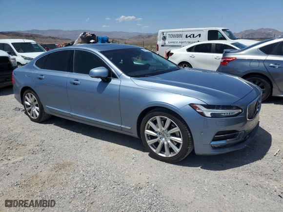 2017 Volvo S90 Inscription with VIN YV1A22MLXH1001462, listed as a Copart auction lot 54111203 with 88,634 mi miles. Bid and sale history available at carsss.com. Image 4.