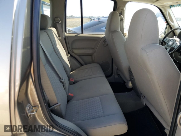 2005 Jeep Liberty Sport with VIN 1J4GK48K55W585730, listed as a Copart auction lot 48254745 with 173,010 mi miles and Clean Title. Bid and sale history available at carsss.com. Image 10.