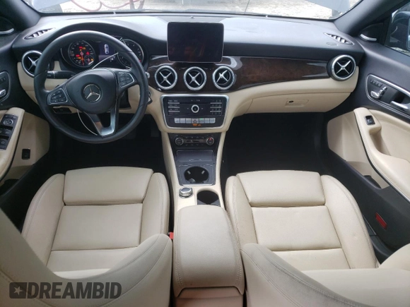 2017 Mercedes-Benz CLA 250 z VIN WDDSJ4GB9HN425905, wystawiony jako Copart lot #58306625 z przebiegiem 49 809 mil mil oraz Szkoda całkowita • Salvage title. Historia ofert i sprzedaży dostępna na DreamBid. Obrazek 8.