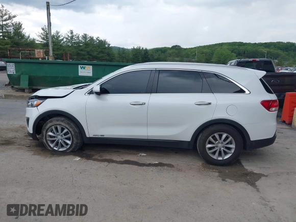 2017 Kia Sorento LX с VIN 5XYPGDA58HG335914, выставлен на аукционе IAAI как лот 42230037 с пробегом 98 202 миль миль и . История ставок и продаж доступна на DreamBid. Изображение 14.
