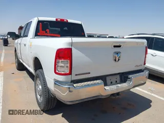 2022 Ram 2500 Big Horn with VIN 3C6UR5DLXNG321501, listed as a IAAI auction lot 41976205 with 59,479 mi miles. Bid and sale history available at carsss.com. Image 3.