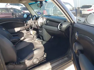 2012 MINI Hardtop S with VIN WMWSV3C5XCTY26065, listed as a IAAI auction lot 41811317 with 74,858 mi miles and . Bid and sale history available at DreamBid. Image 5.