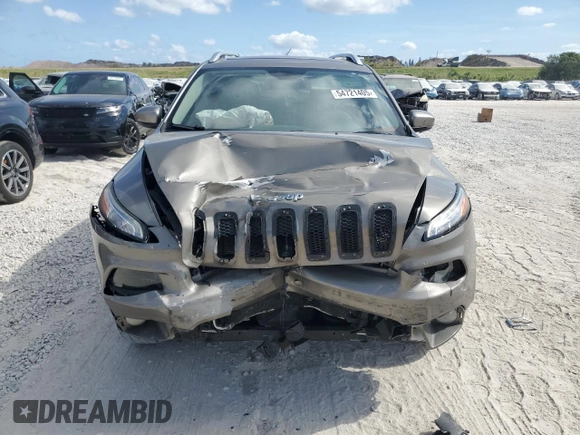 2016 Jeep Cherokee Limited z VIN 1C4PJMDS8GW244937, wystawiony jako Copart lot #54721405 z przebiegiem 151 655 mil mil oraz Szkoda całkowita • Salvage title. Historia ofert i sprzedaży dostępna na DreamBid. Obrazek 5.