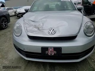 2012 Volkswagen Beetle 2.5L PZEV with VIN 3VWHP7AT5CM618672, listed as a Copart auction lot 46242285 with 148,428 mi miles and Salvage Title. Bid and sale history available at carsss.com. Image 11.