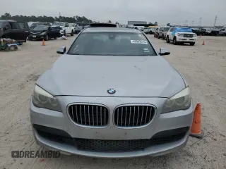 2013 BMW 7 Series 750Li z VIN WBAYE8C56DD133044, wystawiony jako Copart lot #49092615 z przebiegiem 169 699 mil mil oraz Szkoda całkowita • Salvage title. Historia ofert i sprzedaży dostępna na DreamBid. Obrazek 5.