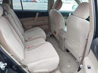2008 Toyota Highlander z VIN JTEDS41AX82011514, wystawiony jako IAAI lot #41525724 z przebiegiem 225 844 mil mil oraz . Historia ofert i sprzedaży dostępna na DreamBid. Obrazek 8.