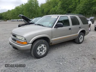 2004 Chevrolet Blazer LS z VIN 1GNDT13X84K162807, wystawiony jako Copart lot #57154205 z przebiegiem 82 732 mil mil oraz Czysty tytuł • Clean title. Historia ofert i sprzedaży dostępna na DreamBid. Obrazek 1.