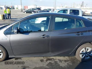 2017 Toyota Prius Two с VIN JTDKARFUXH3535139, выставлен на аукционе IAAI как лот 41336183 с пробегом 129 362 миль миль и . История ставок и продаж доступна на DreamBid. Изображение 14.