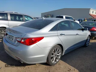 2012 Hyundai Sonata SE with VIN 5NPEC4ABXCH419372, listed as a IAAI auction lot 41877523 with 200,148 mi miles and . Bid and sale history available at carsss.com. Image 4.