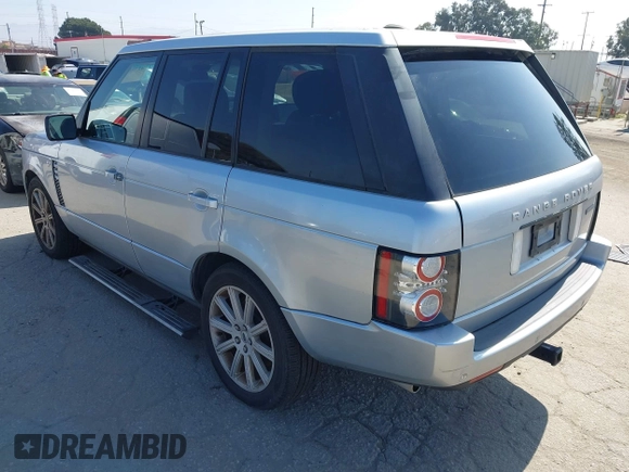 2010 Land Rover Range Rover SC z VIN SALMF1E41AA308123, wystawiony jako IAAI lot #42358785 z przebiegiem Nie podano mil oraz . Historia ofert i sprzedaży dostępna na DreamBid. Obrazek 3.