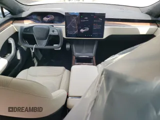2022 Tesla Model S with VIN 5YJSA1E59NF488969, listed as a Copart auction lot 53686495 with 20,040 mi miles and Salvage Title. Bid and sale history available at DreamBid. Image 8.