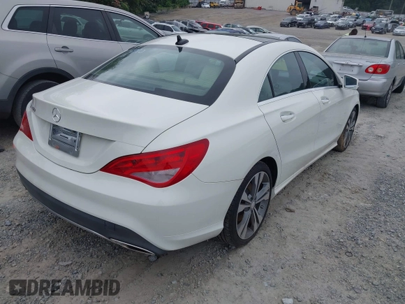 2018 Mercedes-Benz CLA 250 z VIN WDDSJ4EBXJN514990, wystawiony jako IAAI lot #42442189 z przebiegiem 120 236 mil mil oraz . Historia ofert i sprzedaży dostępna na DreamBid. Obrazek 4.