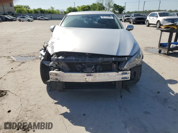 2020 Nissan Altima SV z VIN 1N4BL4DV8LC165977, wystawiony jako Copart lot #52112495 z przebiegiem 60 918 mil mil oraz Szkoda całkowita • Salvage title. Historia ofert i sprzedaży dostępna na DreamBid. Obrazek 5.