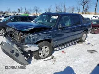 2005 Chevrolet Avalanche Z71 with VIN 3GNEK12Z25G288194, listed as a Copart auction lot 44747375 with 211,284 mi miles and Salvage Title. Bid and sale history available at carsss.com. Image 1.