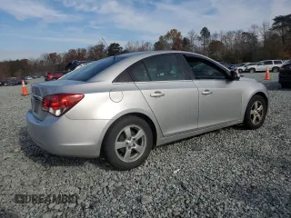 2014 Chevrolet Cruze 1LT with VIN 1G1PC5SB6E7454651, listed as a Copart auction lot 82381564 with 153,326 mi miles and Salvage Title. Bid and sale history available at carsss.com. Image 3.