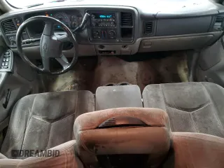 2003 Chevrolet Suburban LT z VIN 1GNFK16Z93J165597, wystawiony jako Copart lot #52101725 z przebiegiem 285 014 mil mil oraz Szkoda całkowita • Salvage title. Historia ofert i sprzedaży dostępna na DreamBid. Obrazek 8.