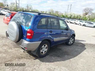 2005 Toyota RAV4 with VIN JTEHD20V956046988, listed as a IAAI auction lot 41963084 with 151,036 mi miles. Bid and sale history available at carsss.com. Image 4.