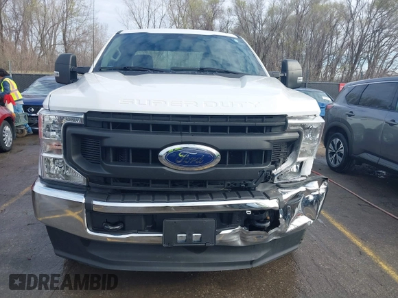 2020 Ford F-250 XL with VIN 1FT7X2BN7LED84767, listed as a IAAI auction lot 41833141 with 39,851 mi miles and . Bid and sale history available at DreamBid. Image 12.