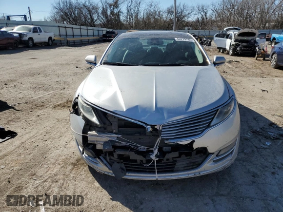 2013 Lincoln MKZ with VIN 3LN6L2JK2DR821552, listed as a Copart auction lot 46279785 with 142,923 mi miles and Salvage Title. Bid and sale history available at DreamBid. Image 5.