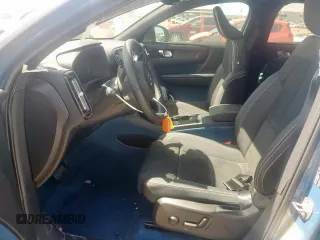 2022 Volvo C40 Recharge Pure Electric Ultimate with VIN YV4ED3GB8N2004034, listed as a Copart auction lot 49434775 with 0 mi miles and Salvage Title. Bid and sale history available at carsss.com. Image 7.