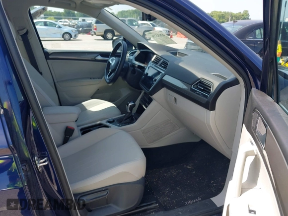 2022 Volkswagen Tiguan SE с VIN 3VV2B7AX7NM135263, выставлен на аукционе IAAI как лот 42632738 с пробегом 35 378 миль миль и . История ставок и продаж доступна на DreamBid. Изображение 5.