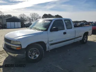 2001 Chevrolet Silverado 1500 LS with VIN 1GCEC19T61E118932, listed as a Copart auction lot 42946425 with 274,668 mi miles and Salvage Title. Bid and sale history available at carsss.com. Image 1.