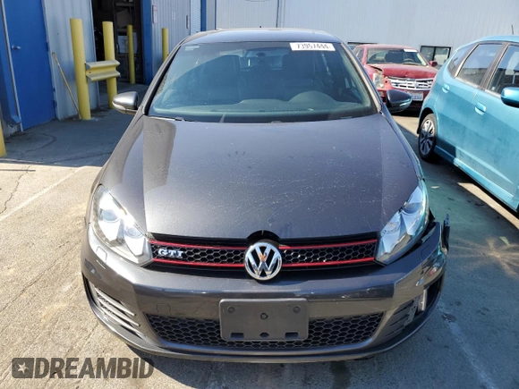 2012 Volkswagen GTI w/Conv & Sunroof PZEV с VIN WVWHD7AJ9CW293955, выставлен на аукционе Copart как лот 73957444 с пробегом 100 367 миль миль и Списание • Salvage title. История ставок и продаж доступна на DreamBid. Изображение 5.