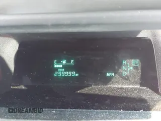 2004 Toyota Prius with VIN JTDKB20UX40031909, listed as a IAAI auction lot 42215526 with 299,999 mi miles and . Bid and sale history available at DreamBid. Image 7.