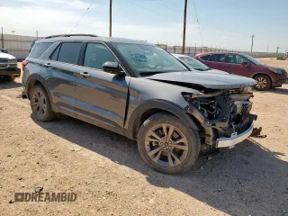 2022 Ford Explorer XLT z VIN 1FMSK7DH8NGC30777, wystawiony jako Copart lot #60958195 z przebiegiem 47 804 mil mil oraz Szkoda całkowita • Salvage title. Historia ofert i sprzedaży dostępna na DreamBid. Obrazek 4.