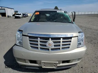 2011 Cadillac Escalade Premium with VIN 1GYS4CEF5BR138427, listed as a Copart auction lot 53430845 with Not provided miles and Salvage title. Bid and sale history available at DreamBid. Image 5.