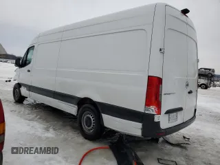 2021 Freightliner Sprinter z VIN W2Y40CHY4MT068916, wystawiony jako Copart lot #45091765 z przebiegiem 89 822 mil mil oraz Szkody całkowita. Historia ofert i sprzedaży dostępna na DreamBid. Obrazek 2.