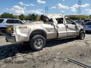 1999 Ford Super Duty F-250 XL with VIN 1FTNW21S8XEE34633, listed as a Copart auction lot 69438264 with 233,135 mi miles and Non Repairable. Bid and sale history available at carsss.com. Image 3.