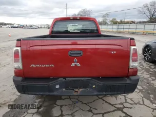 2006 Mitsubishi Raider LS z VIN 1Z7HC22K46S579600, wystawiony jako Copart lot #80687474 z przebiegiem 118 580 mil mil oraz Szkoda całkowita • Salvage title. Historia ofert i sprzedaży dostępna na DreamBid. Obrazek 6.